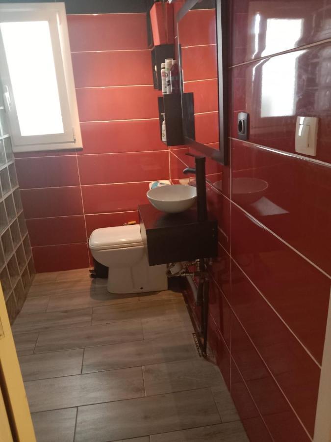 Habitacion Privada Tarragona Con Cocina Salon Y Terraza Piso Compartido Exterior foto